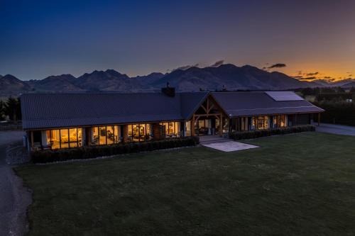 Hanmer Springs Cabin | Hanmer High Country Views