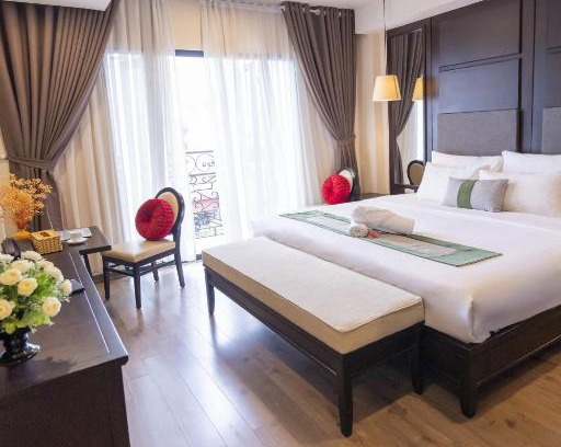 Hang Buom Hotel | Hanoi Center Silk Charming Hotel & Travel