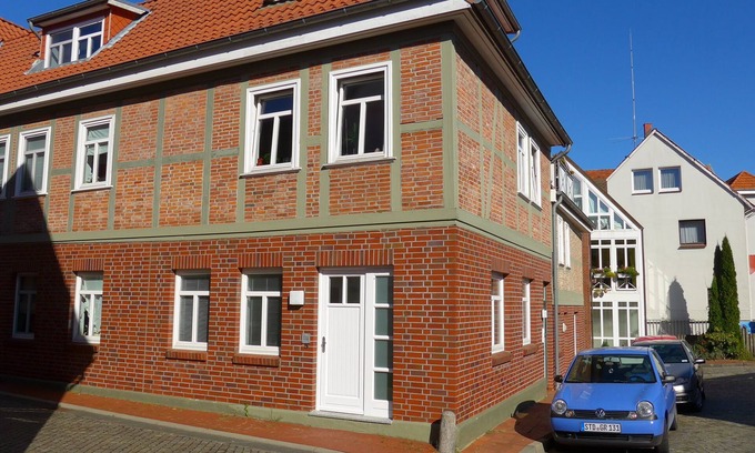 Stade Apartment | "Hansestadt Stade" vacation apartment - Stylish living in the heart of the old town
