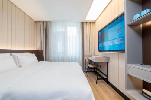 Haidian Hotel | Hanting Hotel Beijing Zhongguancun Haidian Huangzhuang Subway Station