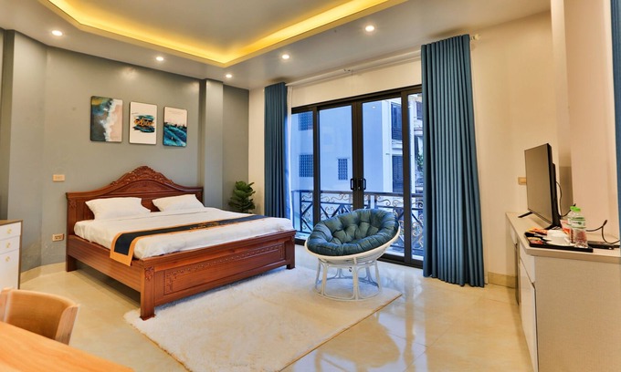 Van Mieu Hotel | HANZ Light House Hotel & Apartment