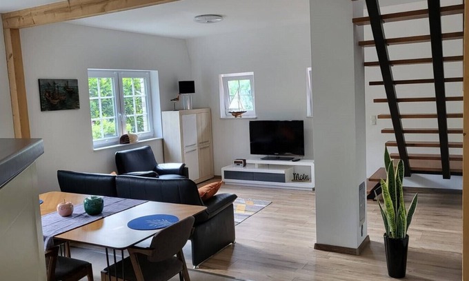 Friesoythe House | Happy Holidays - Apartment on the Coastal Canal.