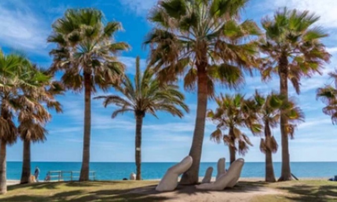 Fuengirola Apartment | Happy Travel Jasmine Higueron