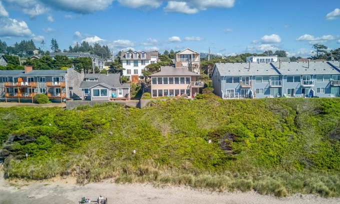 Lincoln City House | Harbor House