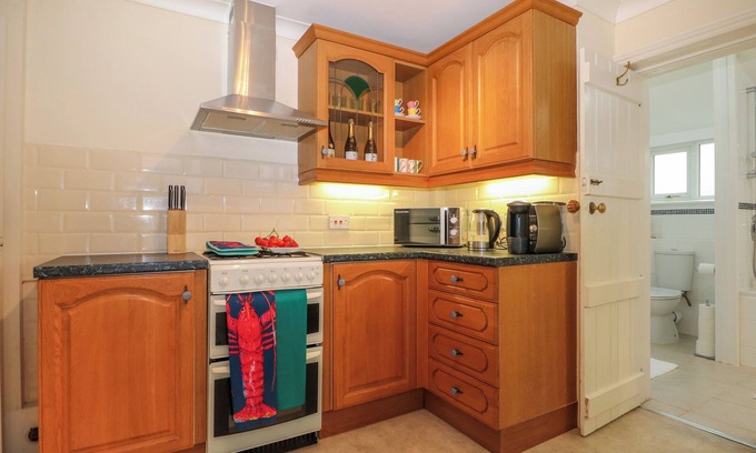 Littlehampton Cottage | Harbour Reach