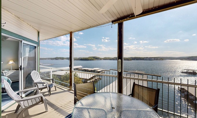 Lakeland Condo | HARBOUR TOWNE 707W | 3 Bed, 2 Bath