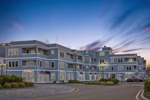 Plymouth Cultural District Apartment | Harbourtown Suites on Plymouth Harbor
