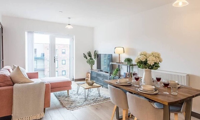 Bury St Edmunds Apartment | Harland Court Apartment, Bury St Edmunds