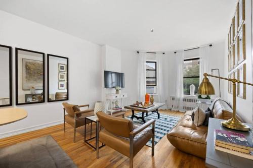 Harlem Apartment | Harlem Renaissance