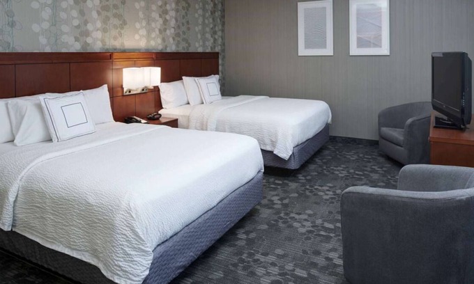 Brookfield House | Harley-Davidson Museum Tour! Pet-friendly Property, Indoor Swimming Pool!
