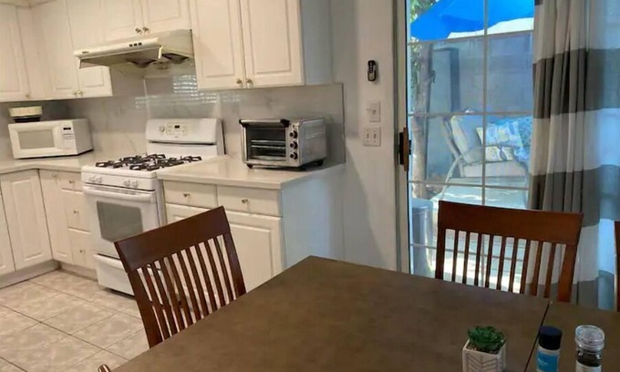 Rosemead House | Harmony Home - 2BD/2BTH House