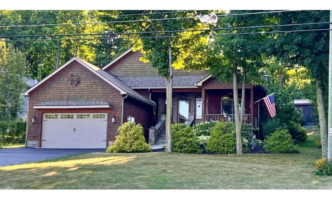 Geneva House | Harmony Sunrise on Seneca Lake!