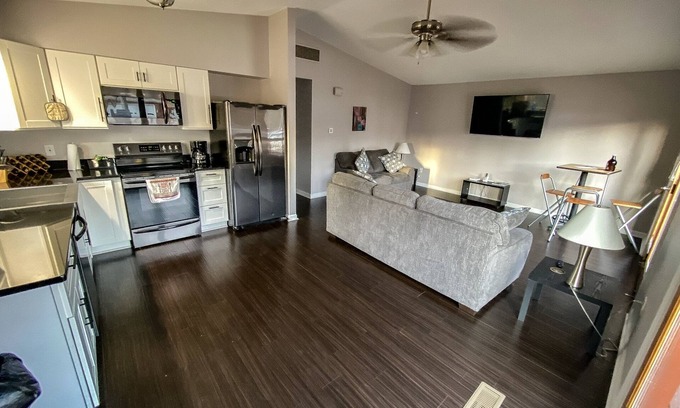 Millville House | Harpers Ferry Mountain Retreat - 3 Bedroom Near Wineries w/Laundry & Fire Pit