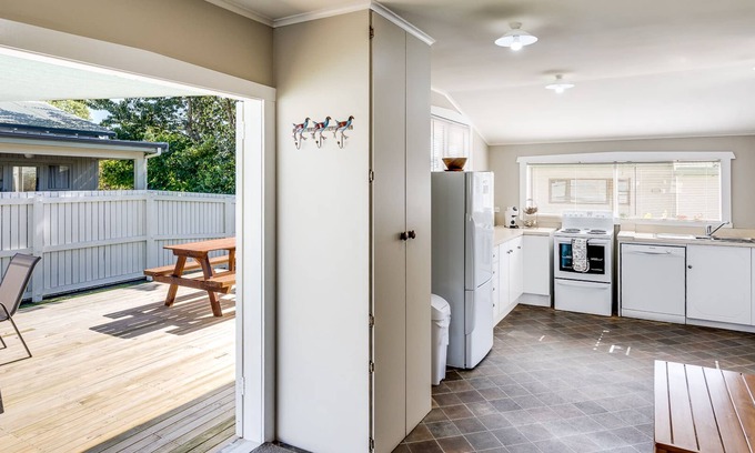 Hastings House | Harriett – Hastings Holiday Home