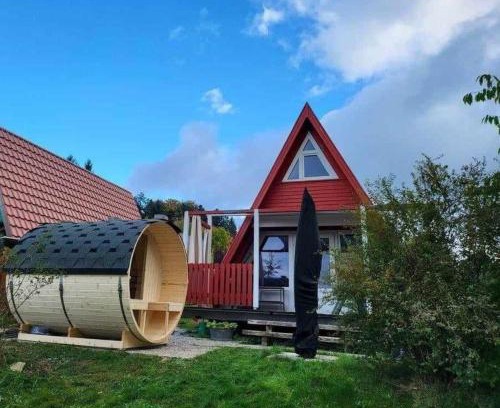 Waldkirchen House | Haus am See mit Fasssauna, Liegewiese und Grill