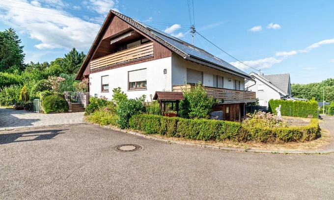 Gossersweiler Apartment | Haus Günter und Valeria
