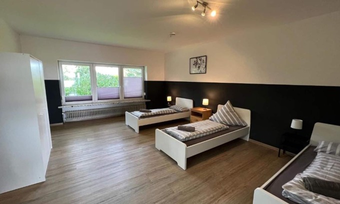 Wiegboldsbur Apartment | Haus Ingo- Platzwunder für Familien mit Großem Garten und Weitblick