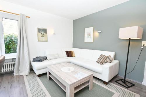 Behrensdorf Apartment | Haus-Osbahr-Ferienwohnung-Waldtraud