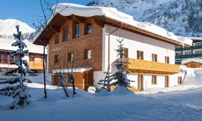 Lech am Arlberg Apartment | Haus Ricarda