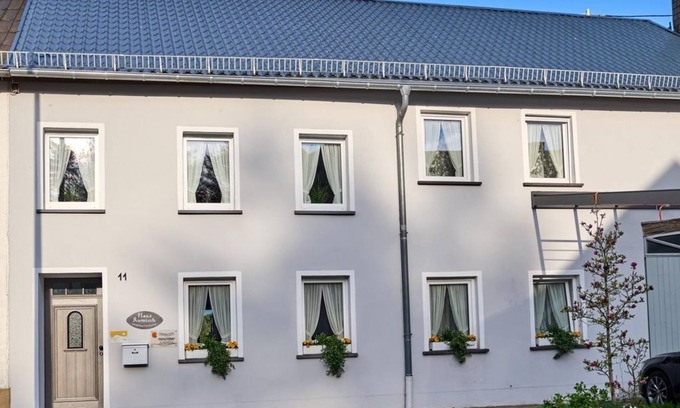 Bettenfeld Apartment | Haus Rumisch - 4-bett-ferienwohnung "finchen" im Haus Rumisch