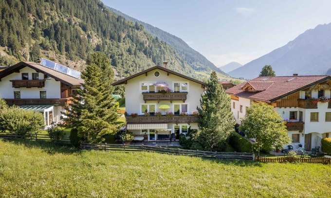 Neustift Im Stubaital Apartment | Haus Vogelsberger