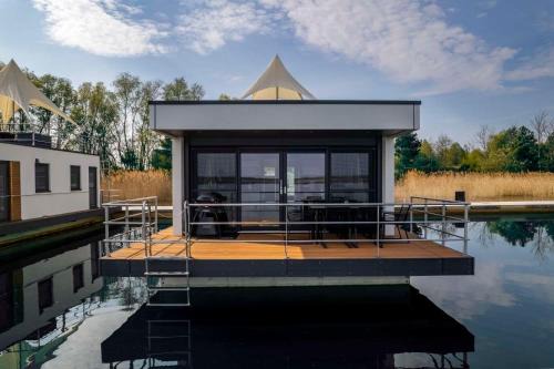 Laasow Boat Rental | Hausboot Albatros - LP4