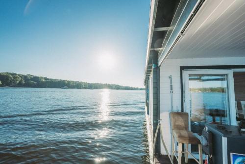 Toplitz Boat Rental | Hausboot Havelbiber