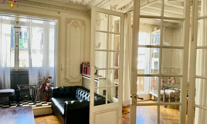 Quartier Saint-Georges Apartment | Haussmann Opera Penthouse130M2 Exclusive full 4floors Stone Balcony (4 bedrooms)