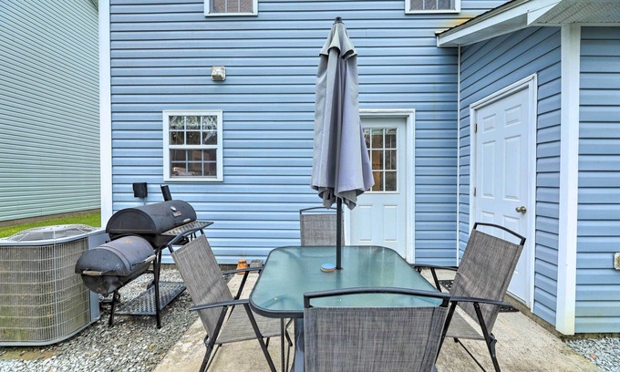 Craven County House | Havelock Townhome w/ Patio ~ 8 Miles to River