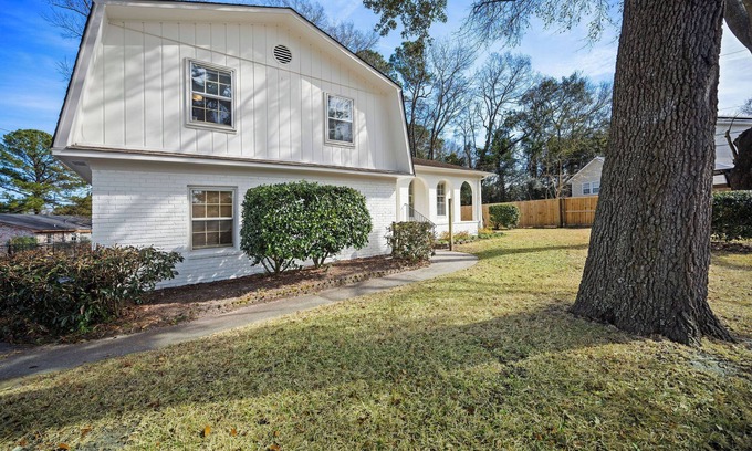 West Ashley House | Haven at the End