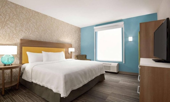 Southwest Colorado Springs Hotel | Haven in The Heart of Colorado! Pet-friendly, Indoor Swimming Pool!