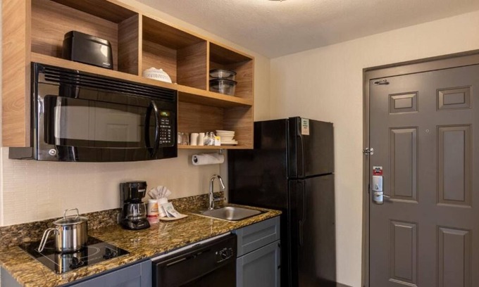 Okatie House | Haven of Relaxation! Two Family-friendly Rooms Close to Buckwalter Park