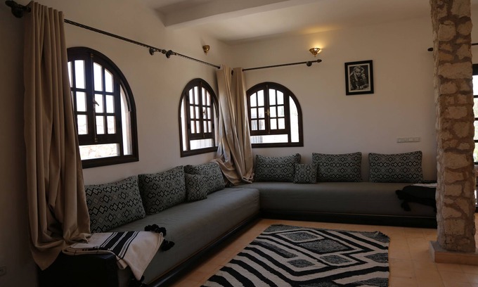 Ghazoua Villa | Havre de Paix à Essaouira : Villa de Luxe Avec Piscine et Jardin