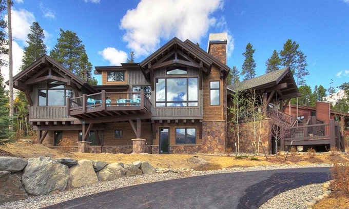 Warrior's Mark West House | Hawks Hideaway: Professionally Designed Luxury Home - Private Ski Shuttle!