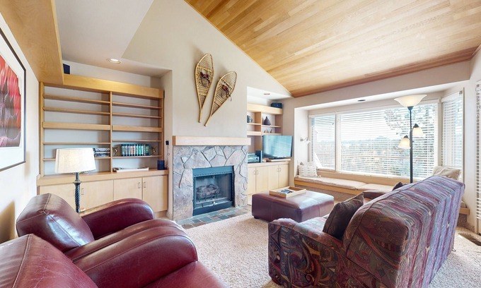 Redmond House | Hawks Landing | River & Mountain Views | Pool, Spa, Water Park, Tennis, Golf