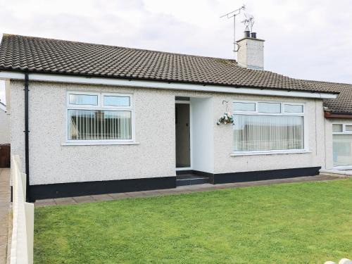 Portrush House | Hazel Cottage