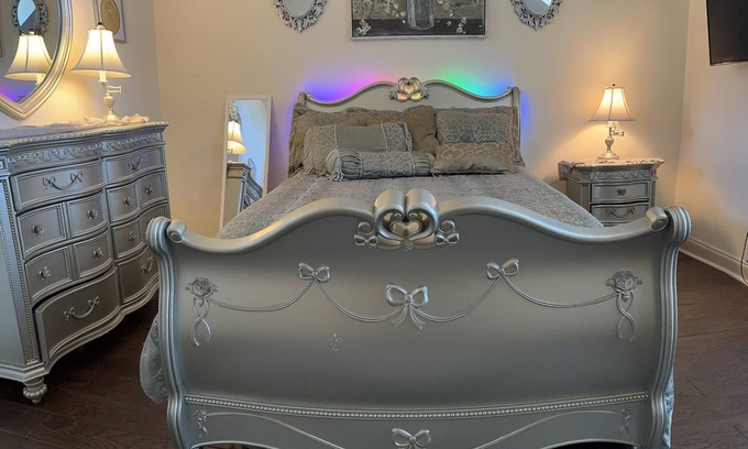 French Quarter Condo | Heart of the French Quarter! Steps Away from Bourbon St. and St. Louis Catheral