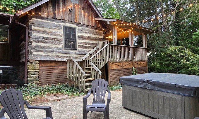 Black Mountain House | Hearth & Timber - A Black Mountain Retreat