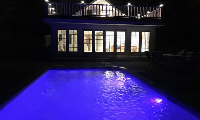 Sag Harbor House | Heated pool/5 min walk to Beach/Beautiful Sag Harbor Village/Restaurant/Museum