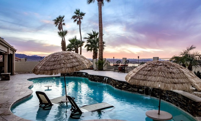 Lake Havasu City House | HEATED POOL Amazing Lake View close to London Bridge