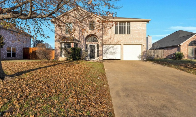 Rowlett House | Heated Pool and Hot tub in Rowlett/Game Room/Near Lakes