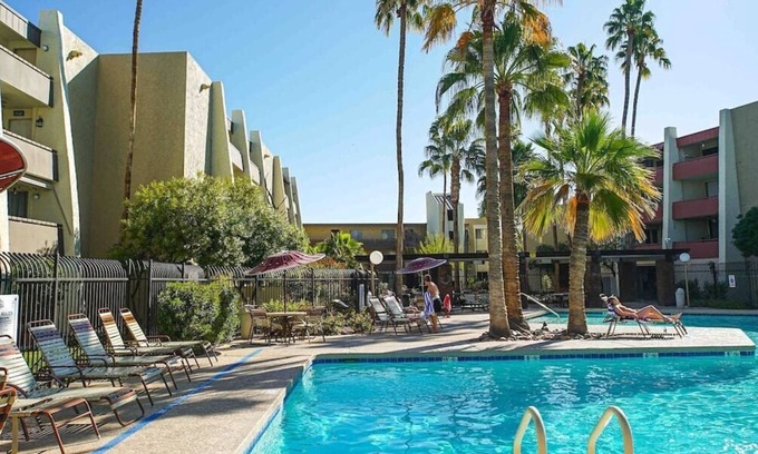 South Scottsdale Condo | Heated Pool & Hot Tub-Walk to Old Town Condo!