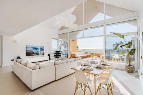 Nueva Andalucia Apartment | HEATED ROOFTOP POOL PENTHOUSE VIEWS MAGNA MARBELLA