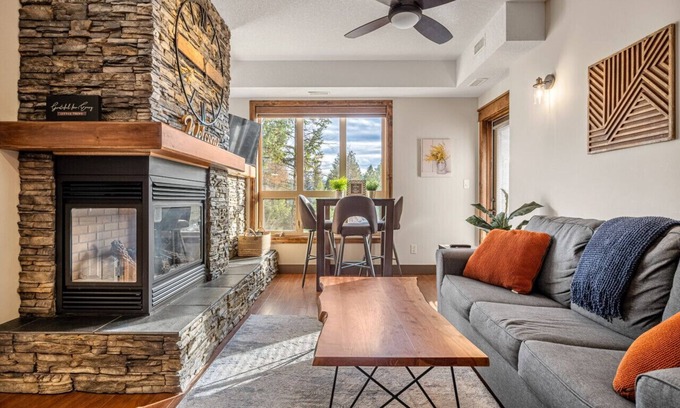 East Kootenay Apartment | Heavenly Mountain Hideaway | Pool | Hot Tub