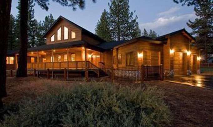 Bijou Park Acres House | Heavenly Valley Estate: Hot Tub, Pets