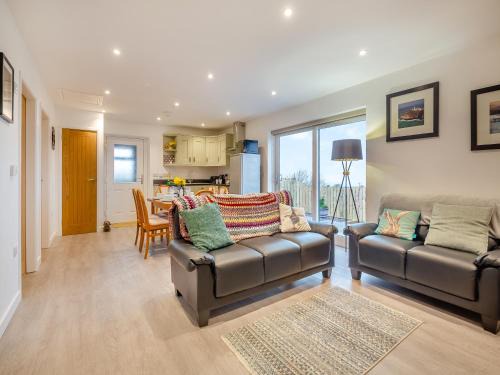Llanllyfni House | Hedd Wen