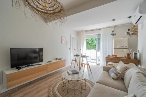 Playas del Palo Apartment | Heima on the Beach
