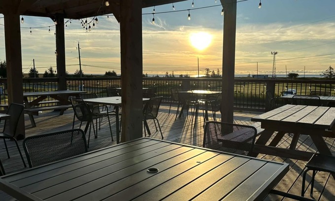 Sandspit Resort | Hekate's Retreat