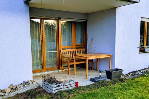 Nuertingen Apartment | Helle Terrassenwohnung am Waldrand