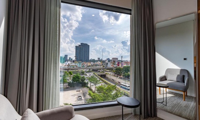 Hang Xanh Hotel | Hello World Saigon